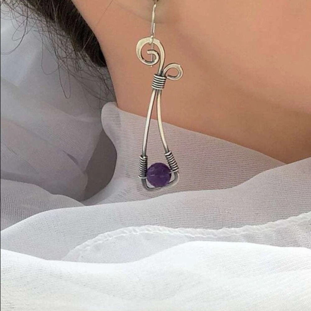 🆕 Drop Earrings w/ faux Pearl… Brand New!